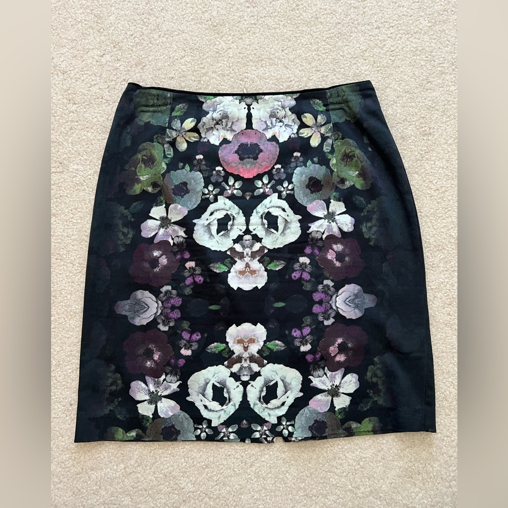 Floral pencil skirt